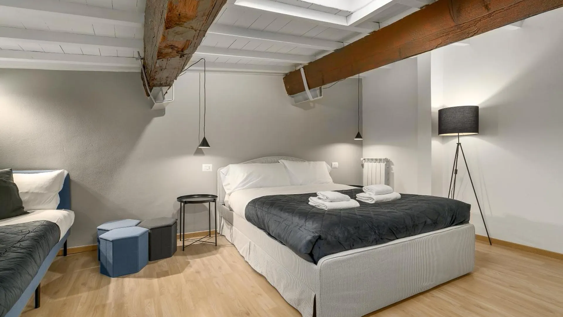 Vinegia Apartments - Piazza Signoria Флоренция