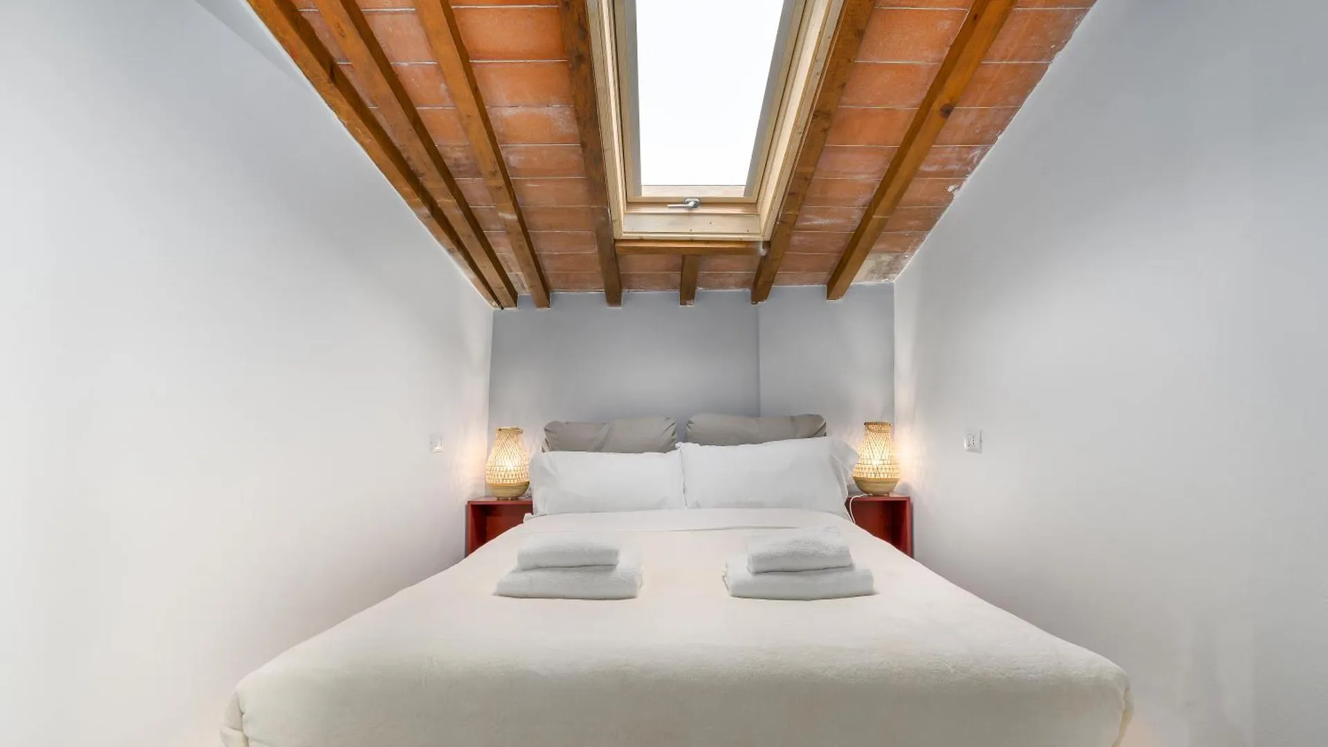Vinegia Apartments - Piazza Signoria Флоренция Италия